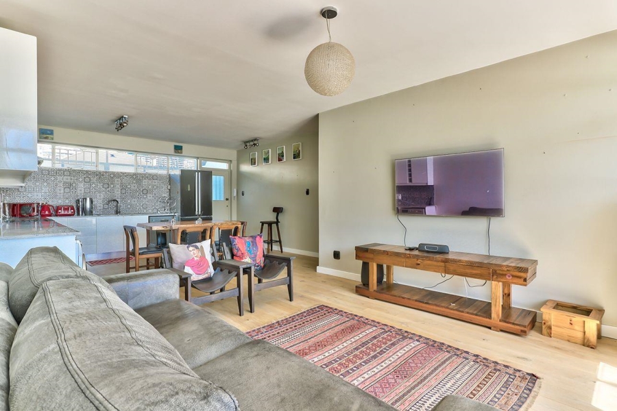 To Let 3 Bedroom Property for Rent in Sea Point Western Cape